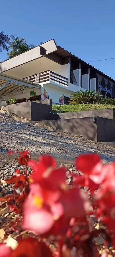 בית אירוח ג'וינוויל Taj Mahal Hostel ברזיל