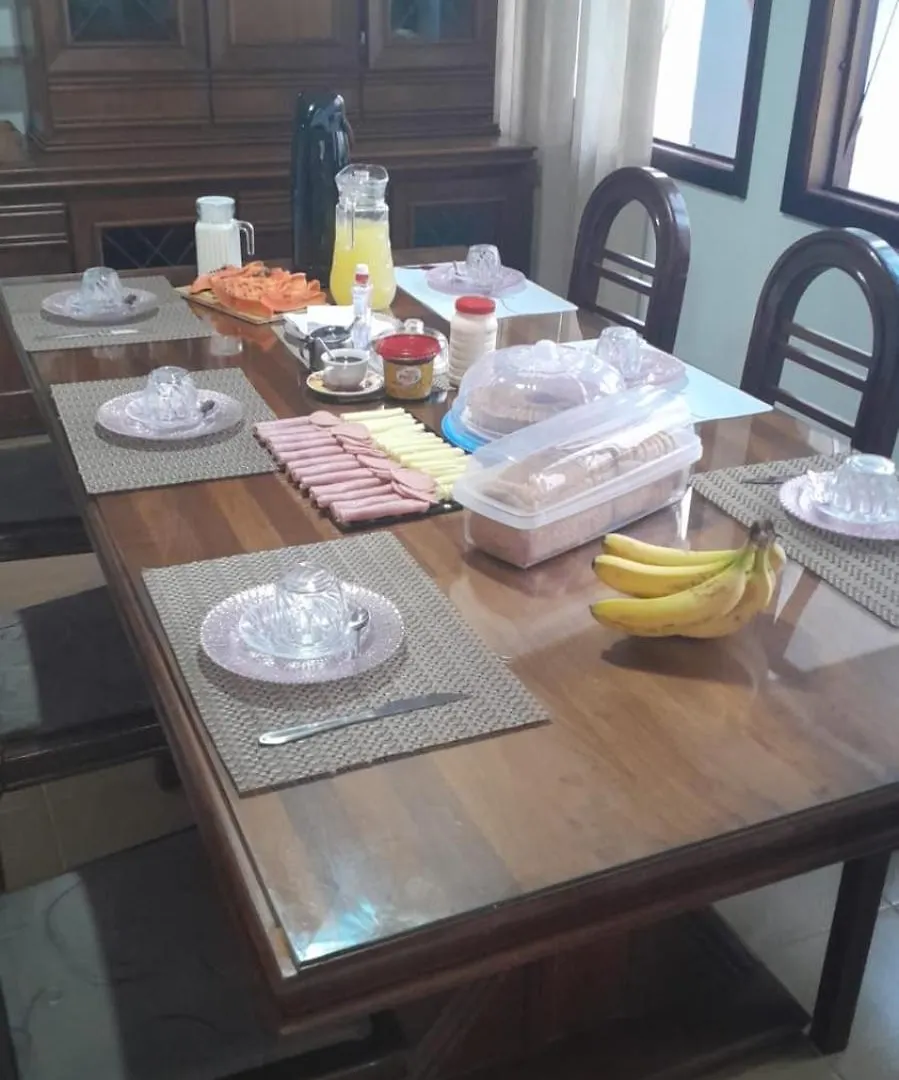 בית אירוח ג'וינוויל Taj Mahal Hostel ברזיל
