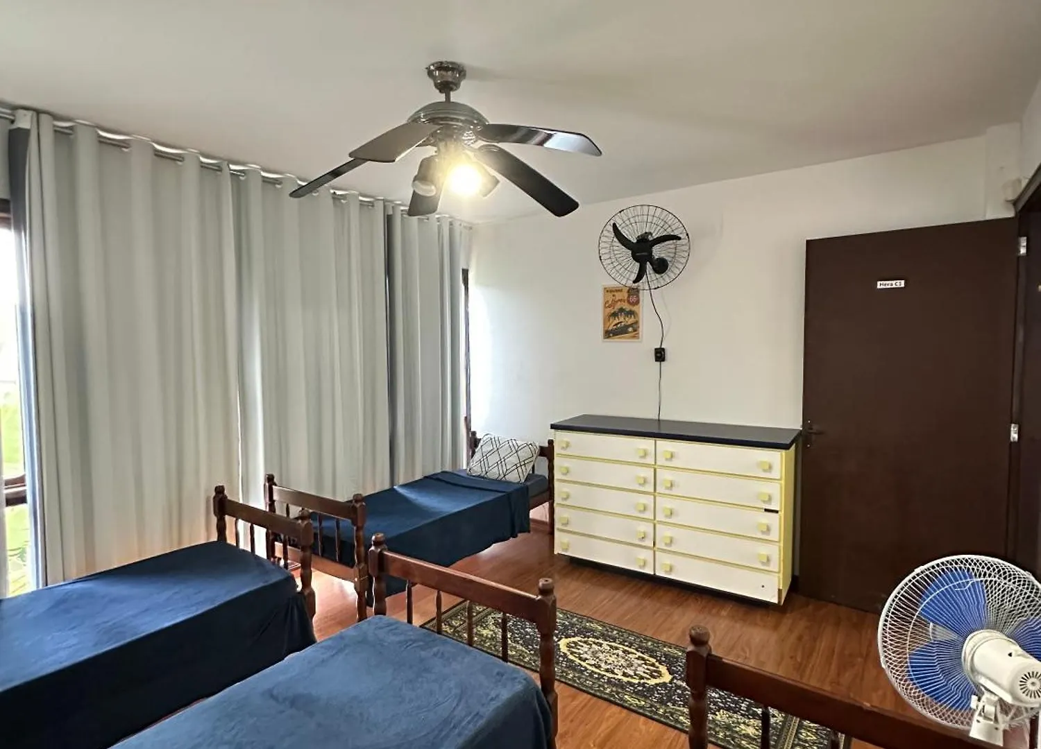 בית אירוח ג'וינוויל Taj Mahal Hostel
